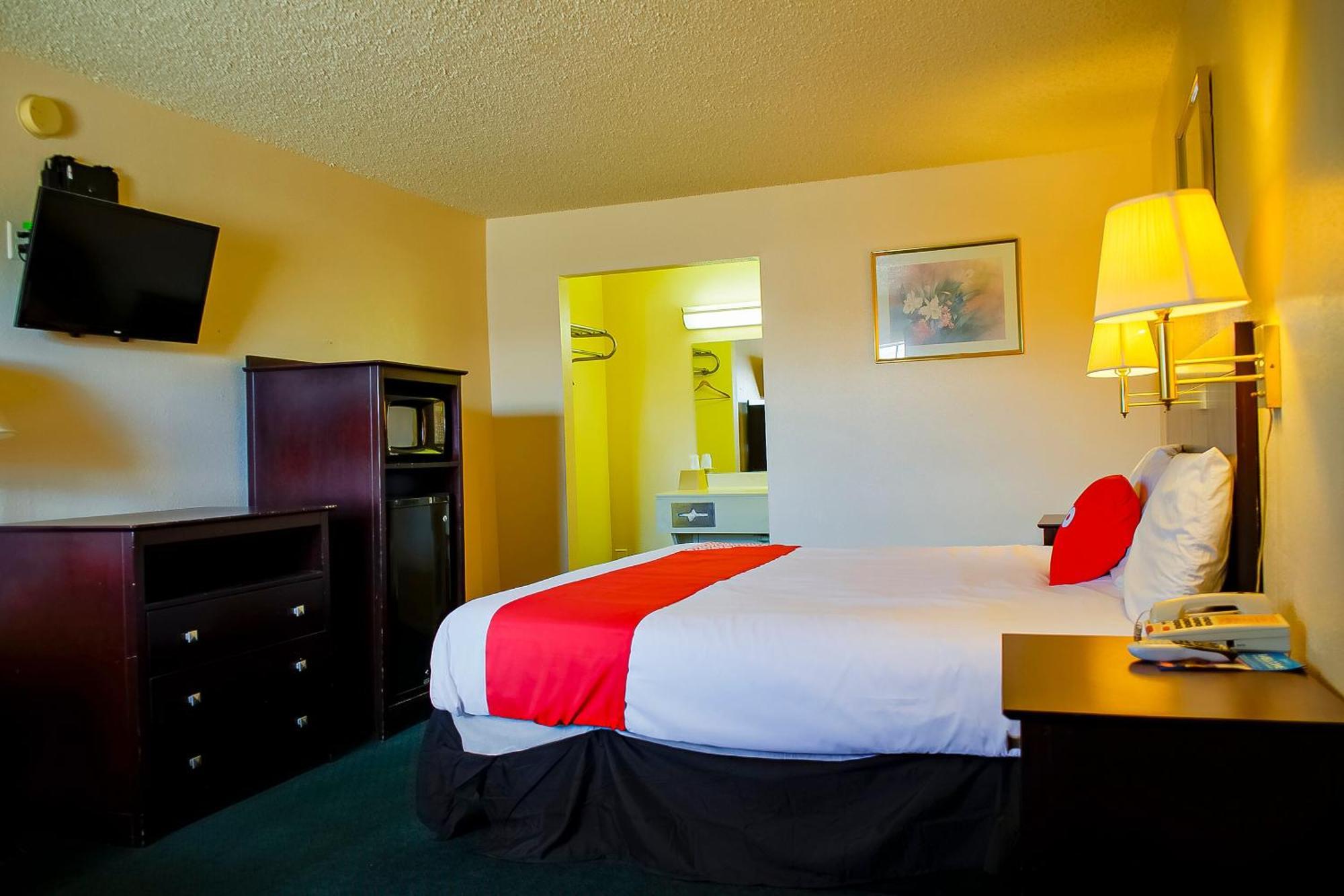 Duncan Inn By Oyo, Ok - Hwy 81 Near Chisholm Casino Eksteriør bilde